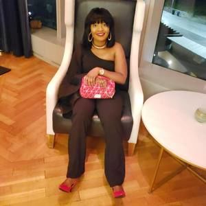 Meet your Posher, Faustina